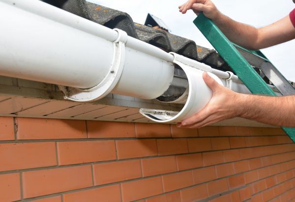 Gutter Maintenance in Monroe