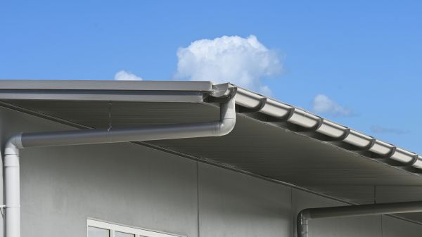 Eavestrough Service in Monroe